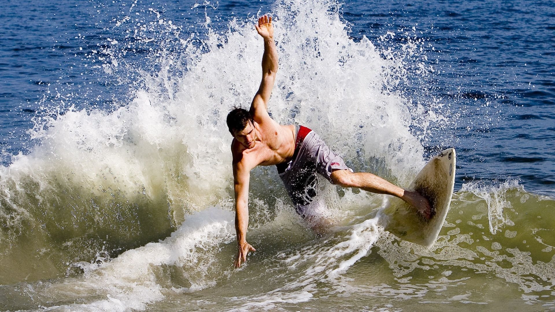 太阳提前终结悬念,骑士梦碎;塔图姆生死战接管西决