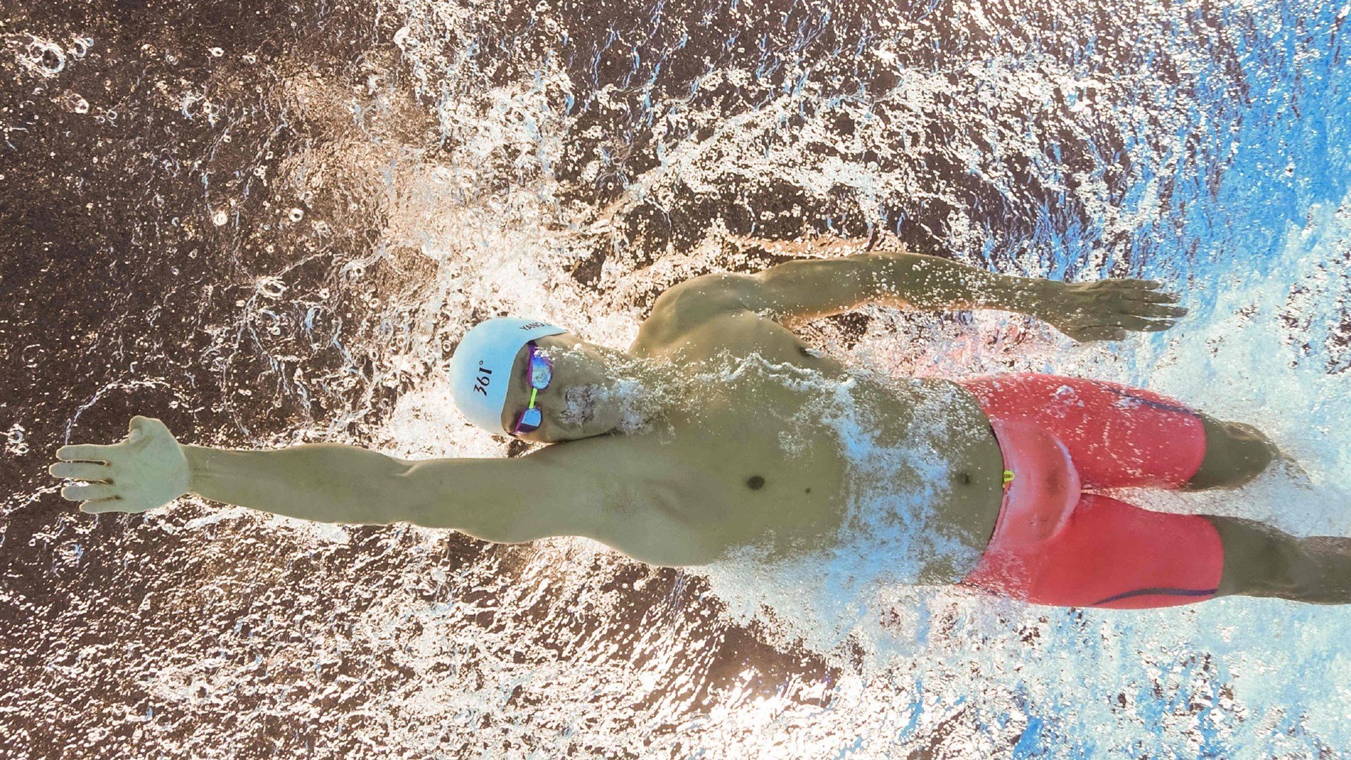 跨界竞技场,当深圳封锁老鹰,塔图姆在西甲德比接管比赛