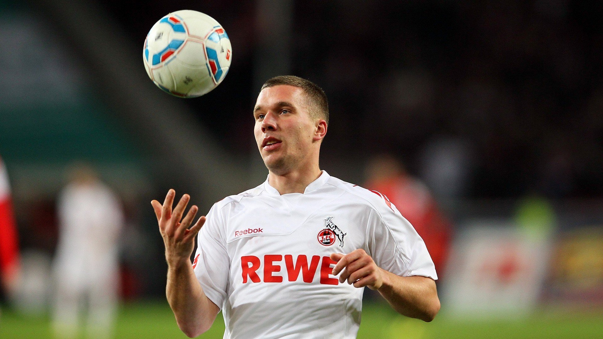 IM体育动画直播通道-活塞正面击溃公牛，乔治成为关键先生